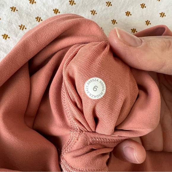 LULULEMON ALIGN - Picture 3 of 9